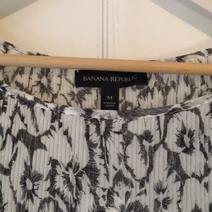 Banana Republic top